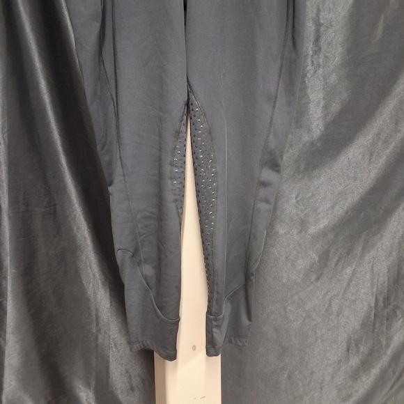 Equipe Black Track Pants with Modern Slim Fit - Picture 7 of 17